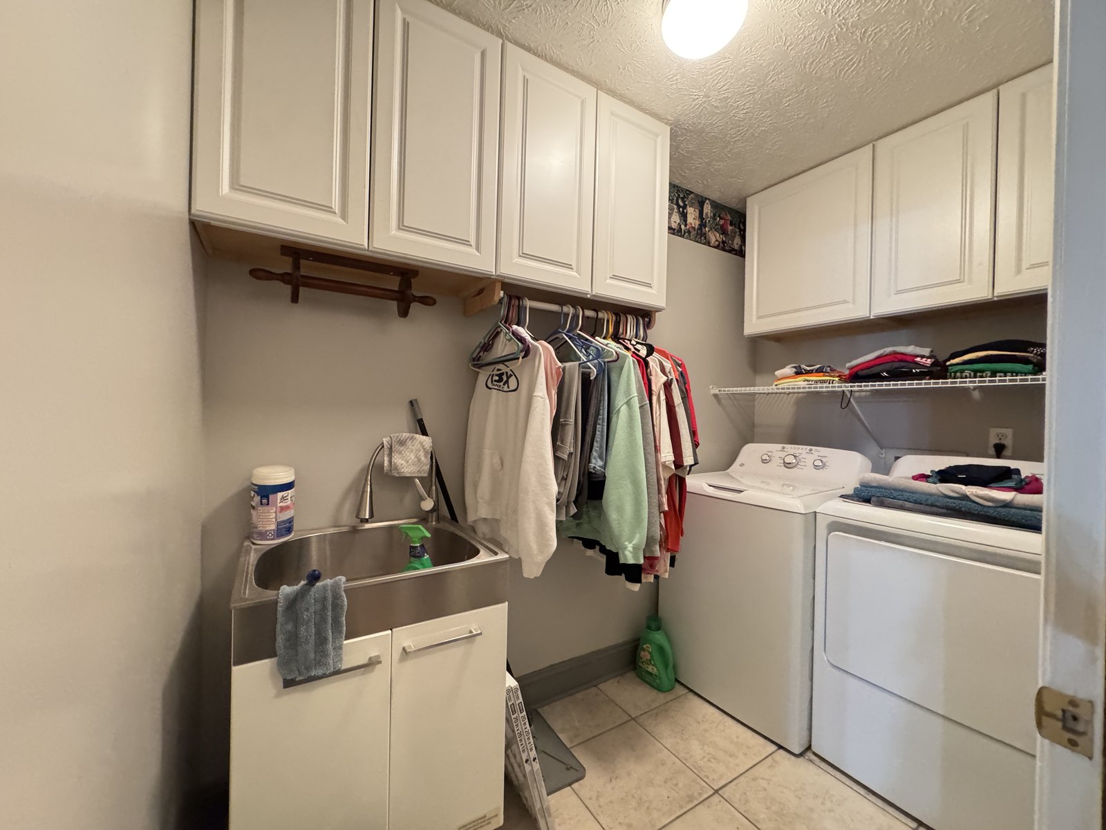 Laundry room at 504 Sanford Dr, Fredericksburg VA