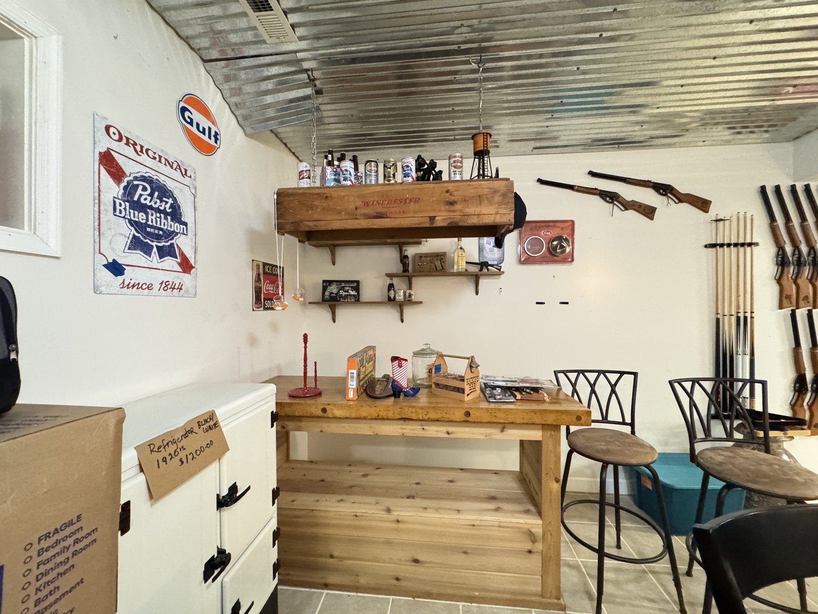 Workshop bench at 504 Sanford Dr, Fredericksburg VA