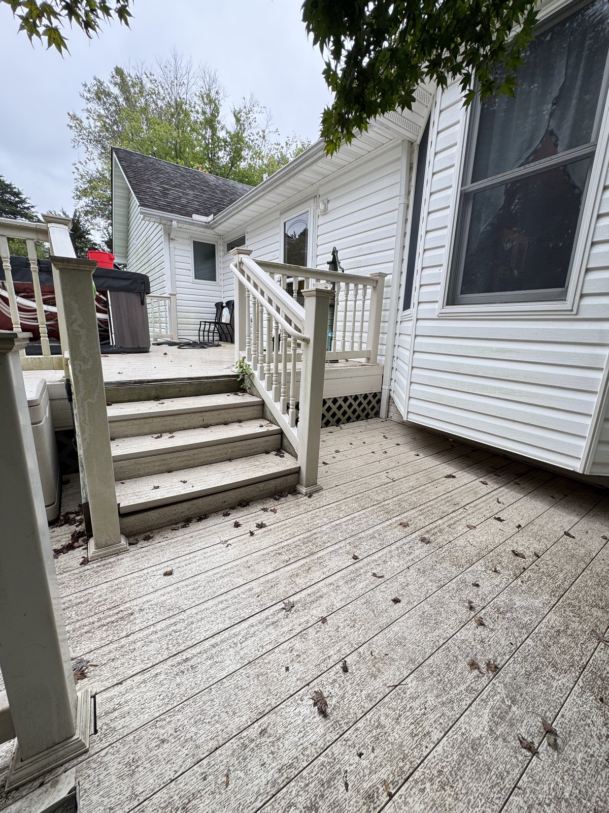 Deck steps at 504 Sanford Dr, Fredericksburg VA