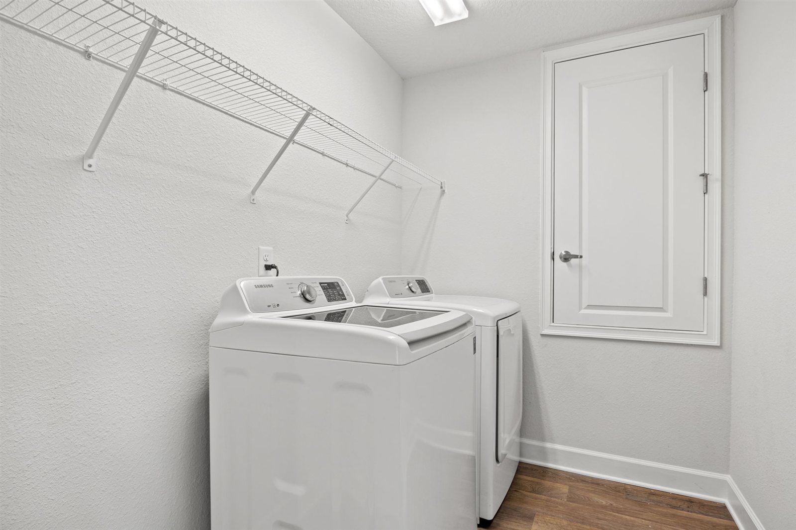 Laundry room at 9956 Redfish Marsh Cir, Jacksonville FL