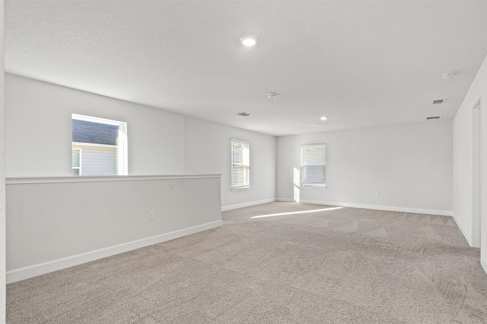 Spacious loft view at 9956 Redfish Marsh Cir, Jacksonville FL